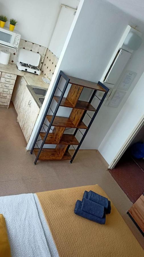 Kawalerka Czestochowa 17 Apartamento Exterior foto
